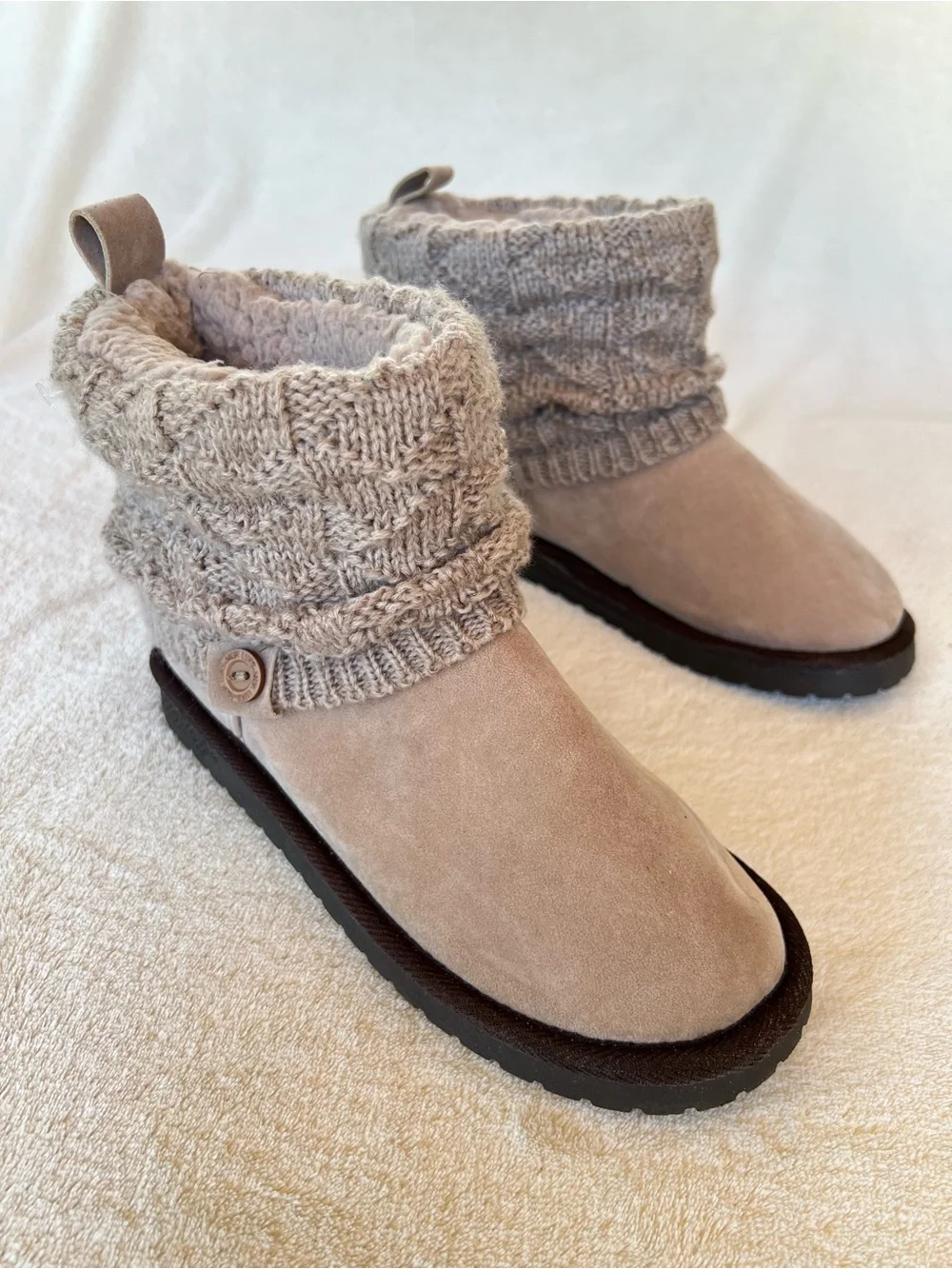 MUK LUKS Laurel Pull On Sherpa Winter Boots, Stone/Fairy Dust SIZE 7